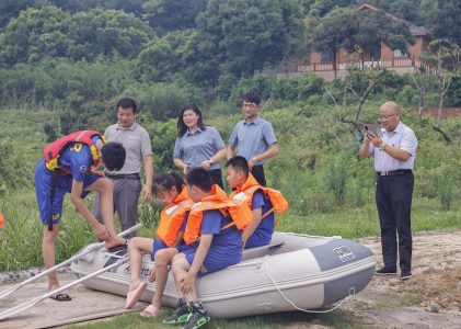 团中央《小主人》报江苏总编孙士强考察华夏游学龙凤谷教育营地